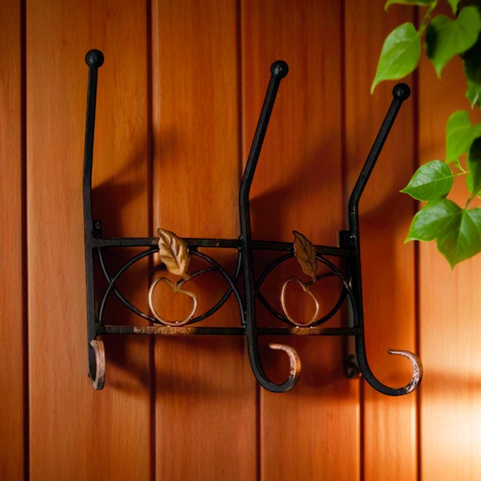 Вешалка настенная для одежды кованая с тремя крючками длина 36см 914-02 - фото 126660