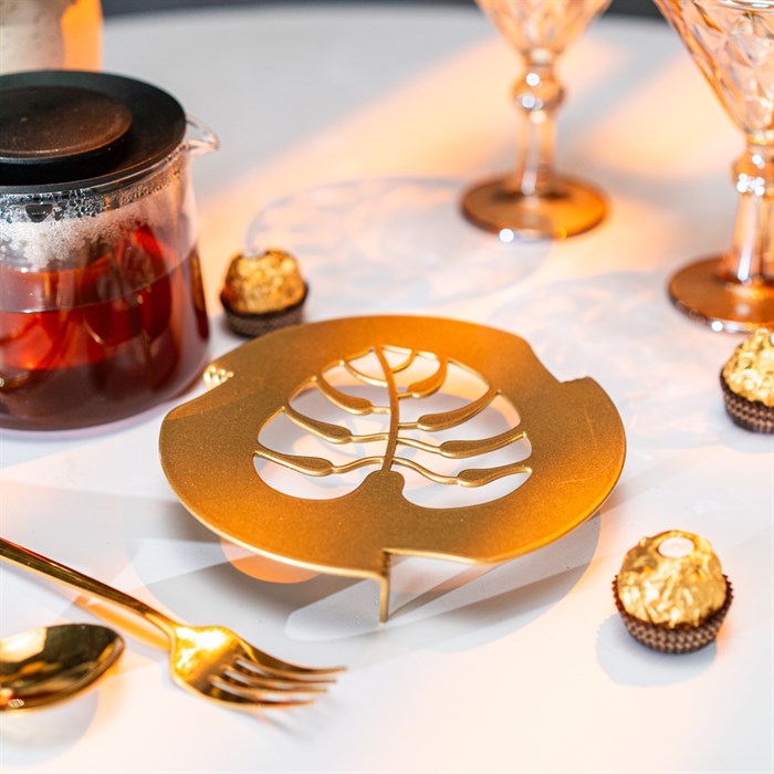 Подставка под горячее Монстера металл золотая 16см 300-132G - фото 126770