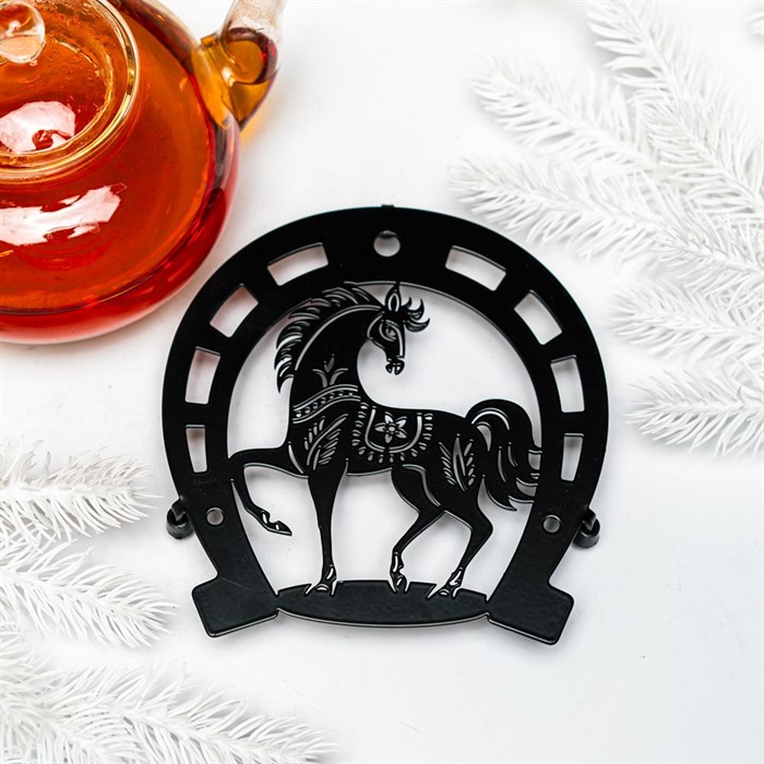 Подставка под горячее Лошадь металл чёрная 300-133B - фото 127014