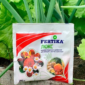Удобрение Фертика Люкс 100г