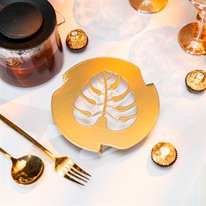 Подставка под горячее Монстера металл золотая 16см 300-132G - фото 126769